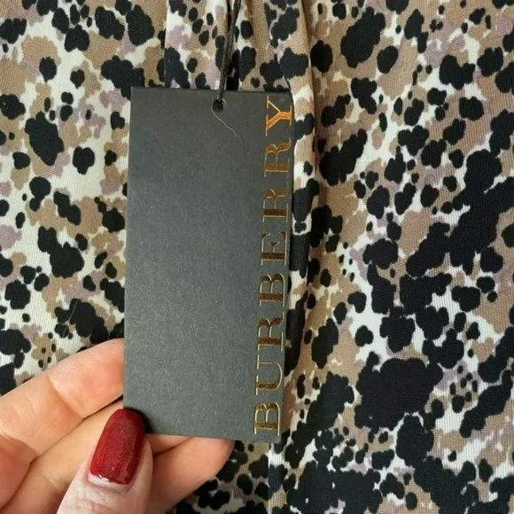 NWT Burberry Ladies Zip Front Sily Soft Tank Top Retail $695 - Picture 9 of 11